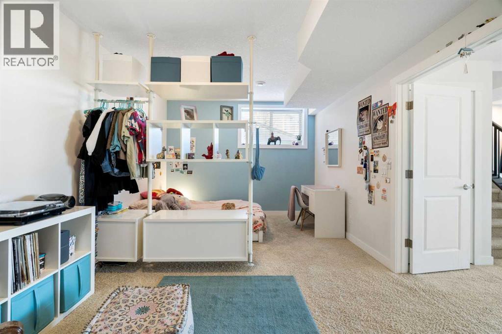 61 Cougar Ridge Cove SW, Calgary, Alberta  T3H 0S5 - Photo 36 - A2300421