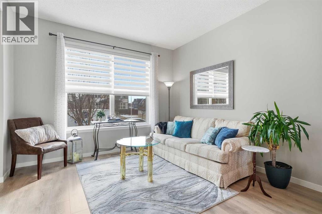 8112 Masters Boulevard SE, Calgary, Alberta  T3M 2L5 - Photo 4 - A2300978