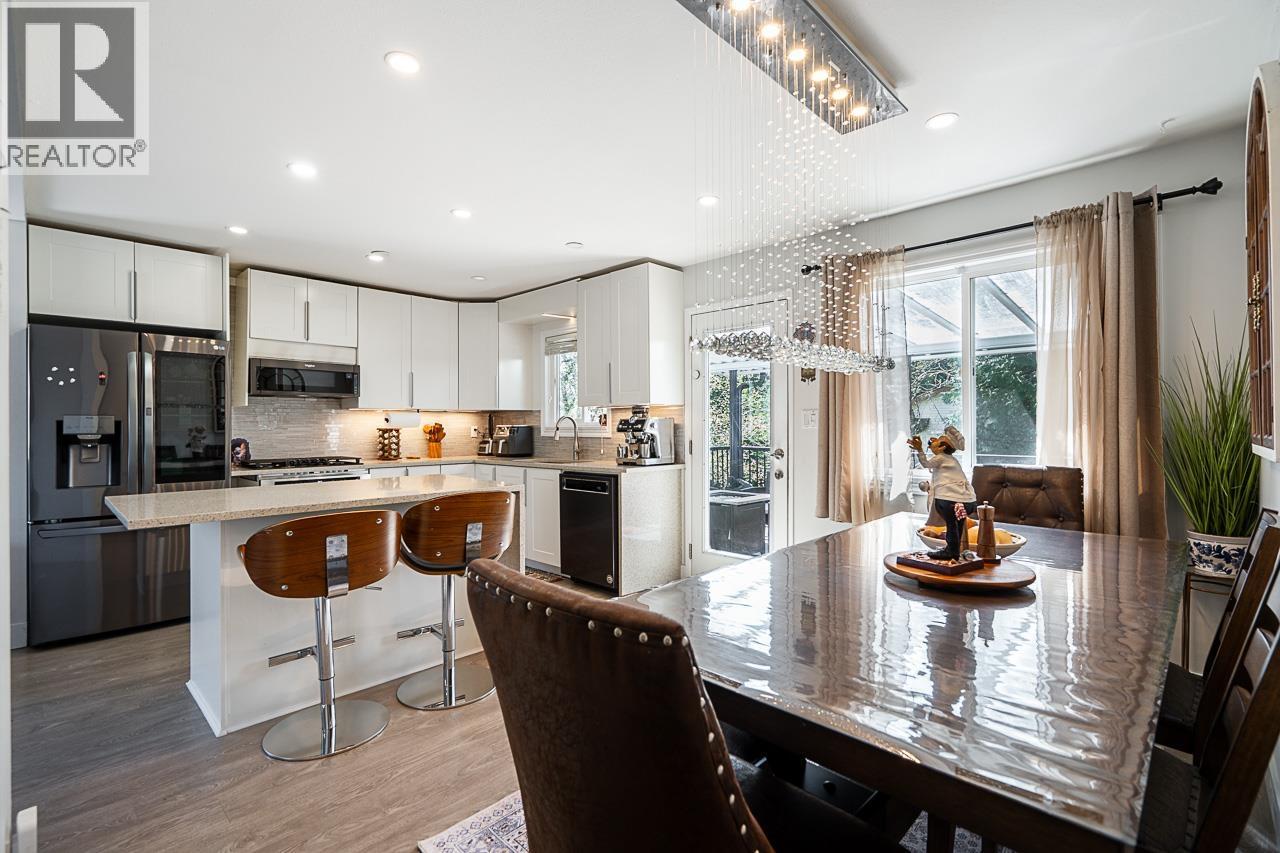 2333 Kirkstone Road, North Vancouver, British Columbia  V7J 3M1 - Photo 13 - R3109628