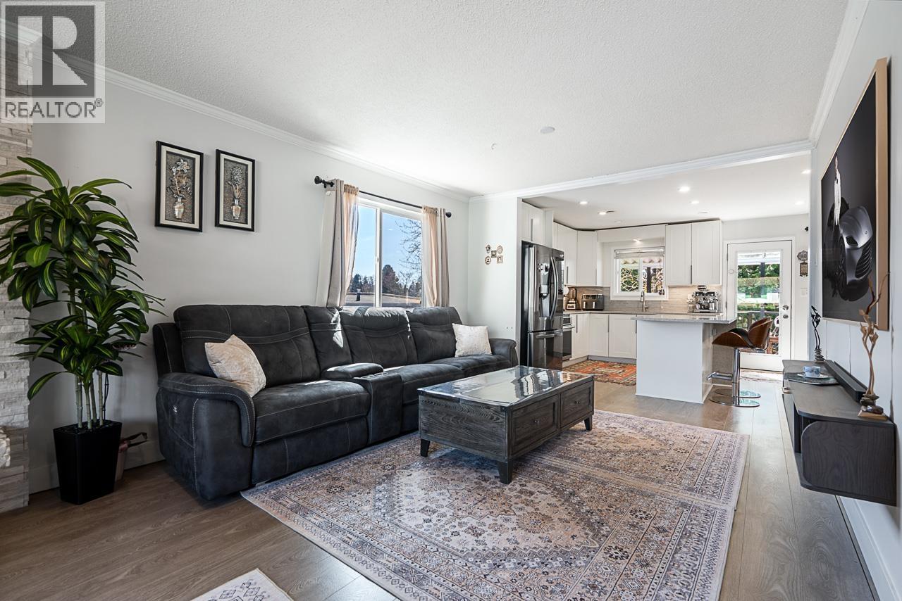 2333 Kirkstone Road, North Vancouver, British Columbia  V7J 3M1 - Photo 5 - R3109628