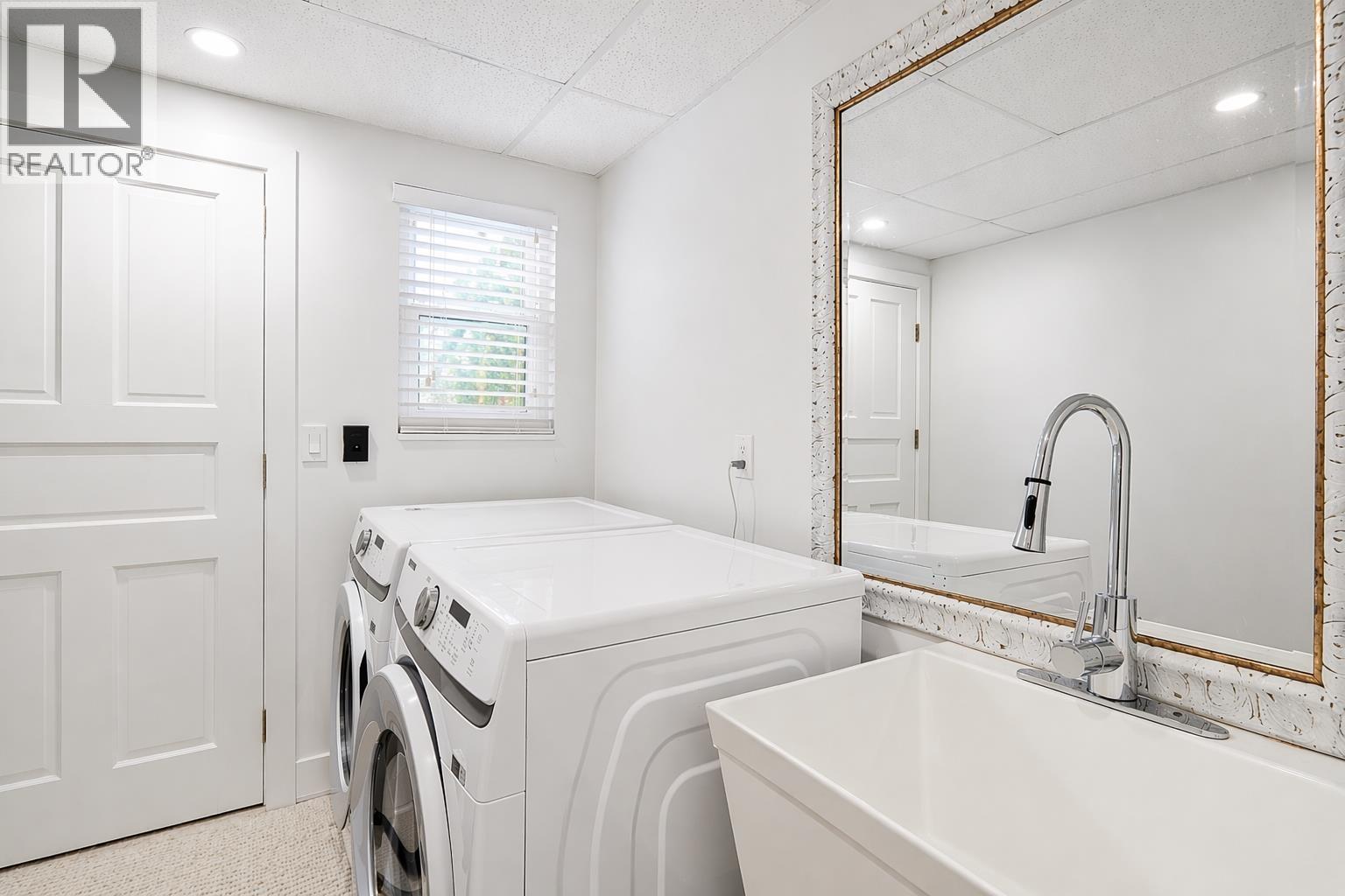 2333 Kirkstone Road, North Vancouver, British Columbia  V7J 3M1 - Photo 33 - R3109628