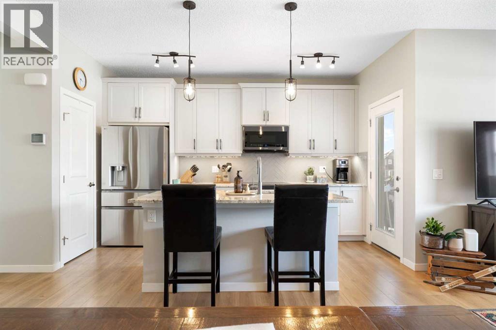 46 Emberside Place, Cochrane, Alberta  T4C 2L8 - Photo 10 - A2292717