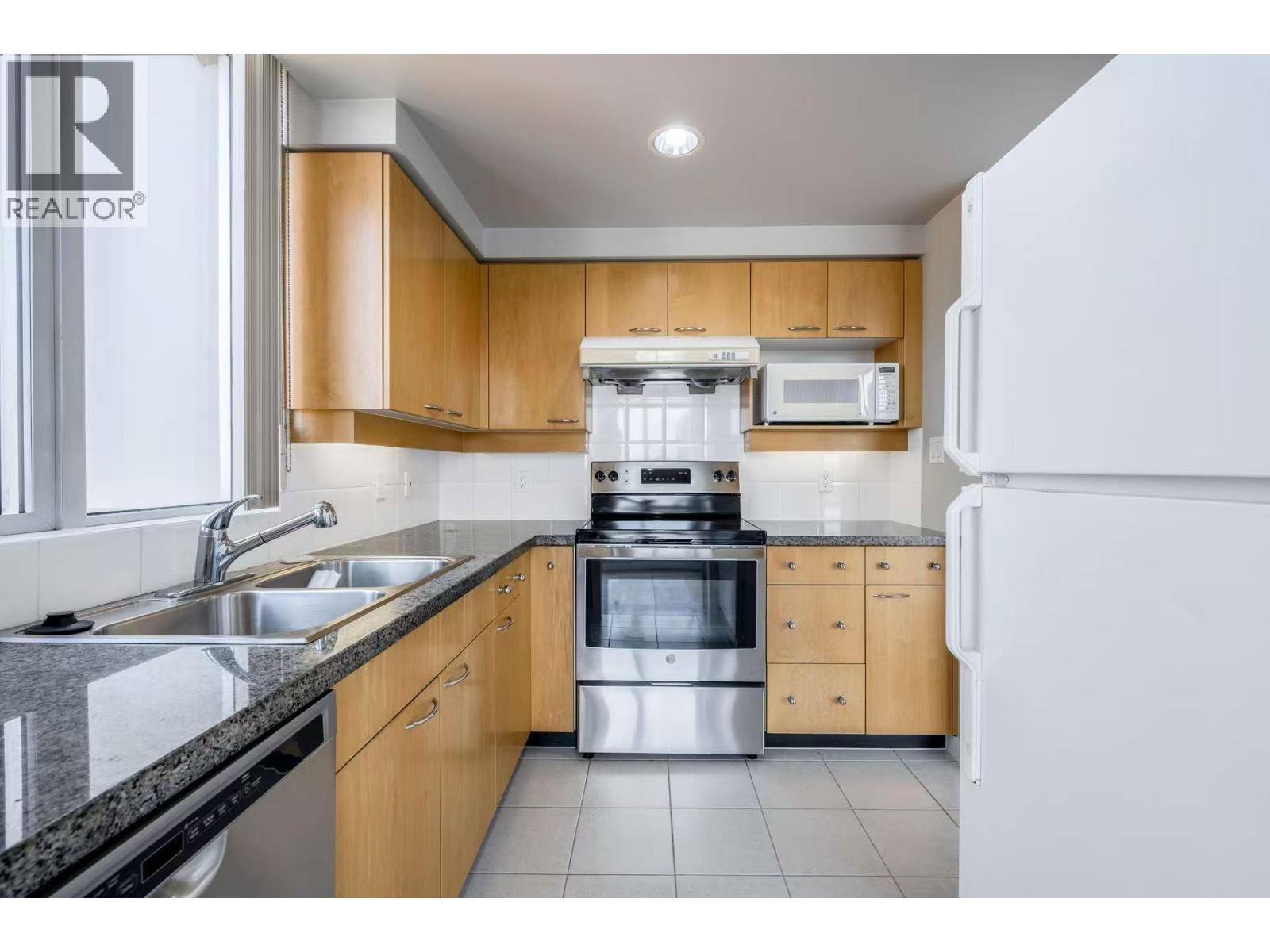 1901 1201 Marinaside Crescent, Vancouver, British Columbia  V6Z 2V2 - Photo 22 - R3109295