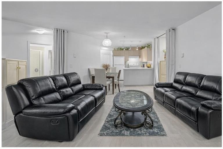 301 12083 92A AVENUE, Surrey, British Columbia