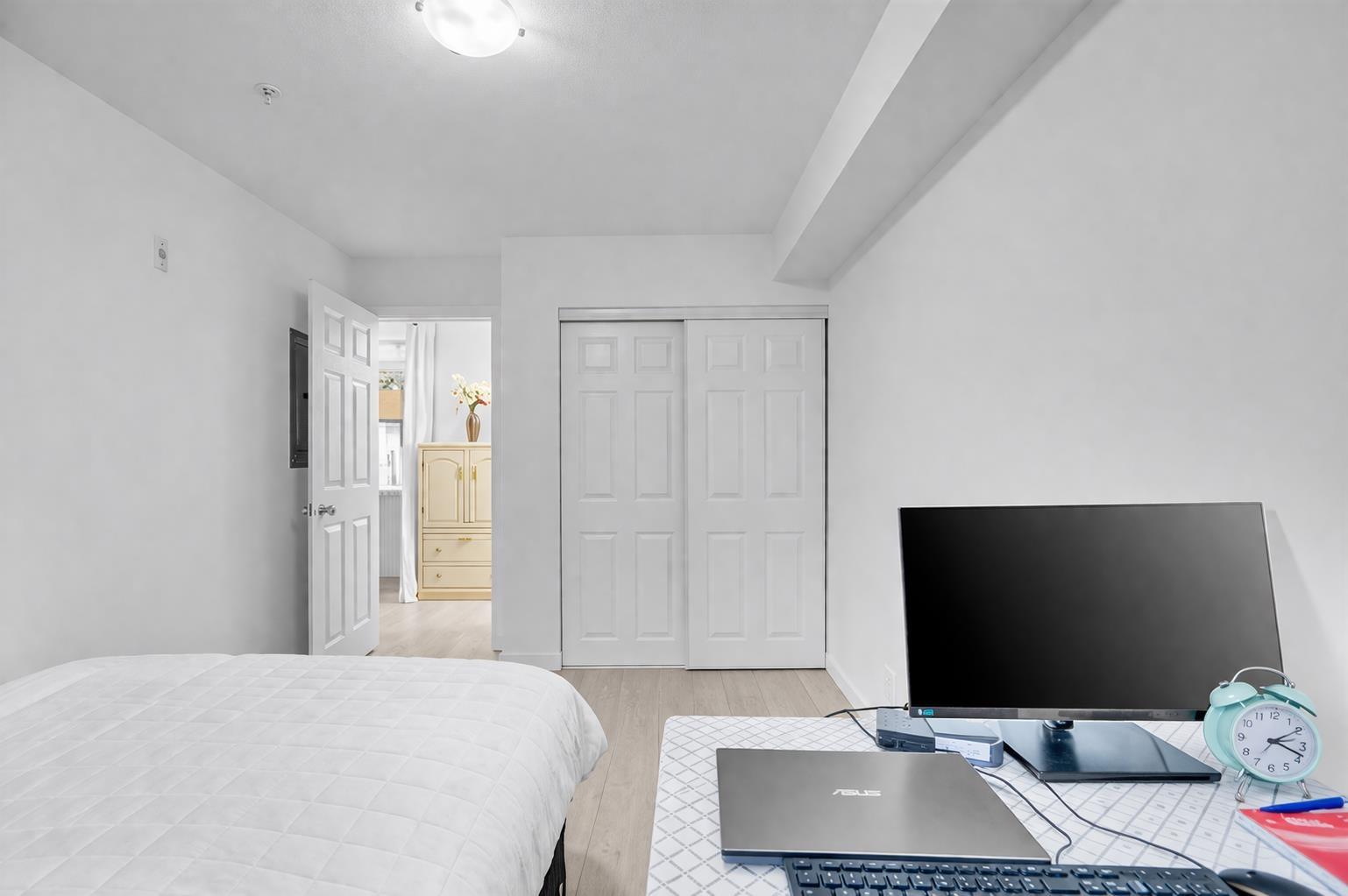 301 12083 92a Avenue, Surrey, British Columbia  V3V 8C8 - Photo 13 - R3109678