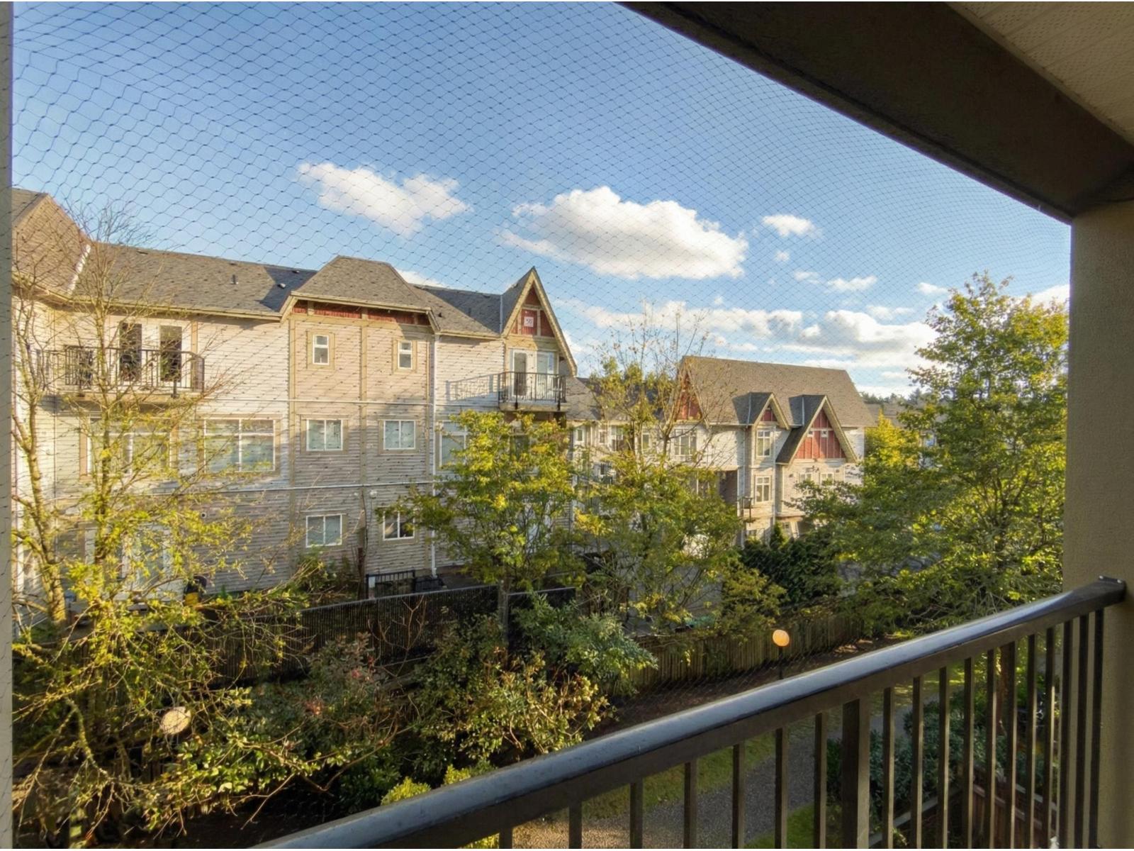 301 12083 92a Avenue, Surrey, British Columbia  V3V 8C8 - Photo 17 - R3109678