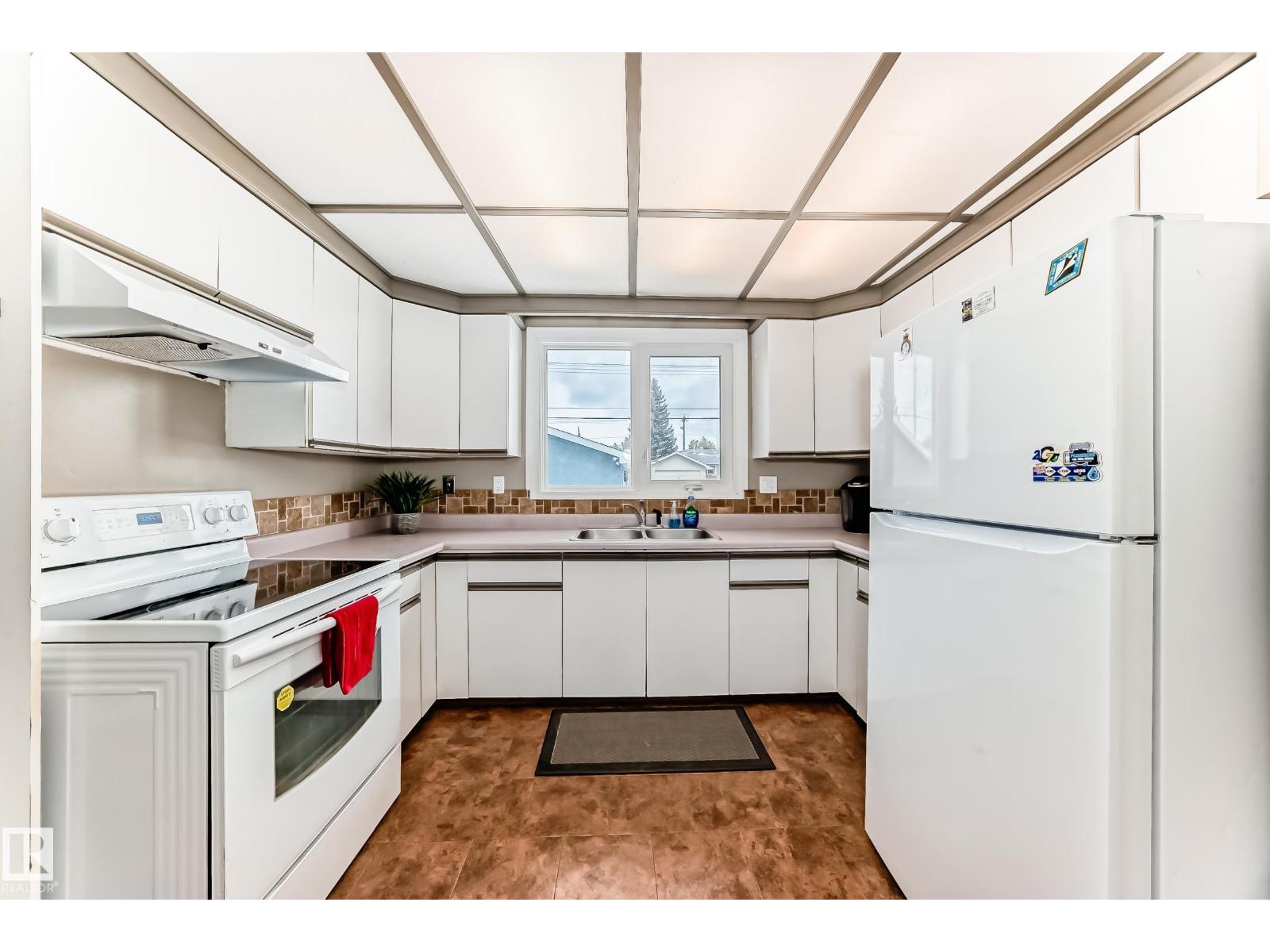 7512 136 Av Nw, Edmonton, Alberta  T5C 2K5 - Photo 12 - E4481607