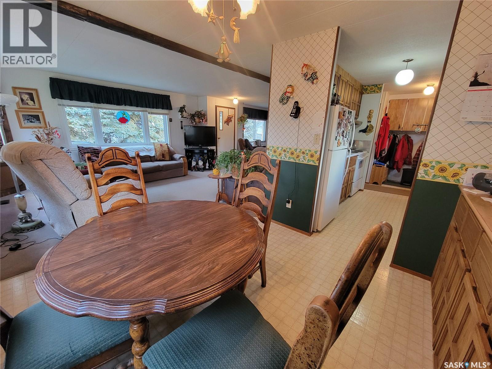 310 5th Street W, Wilkie, Saskatchewan  S0L 2C0 - Photo 8 - SK020976