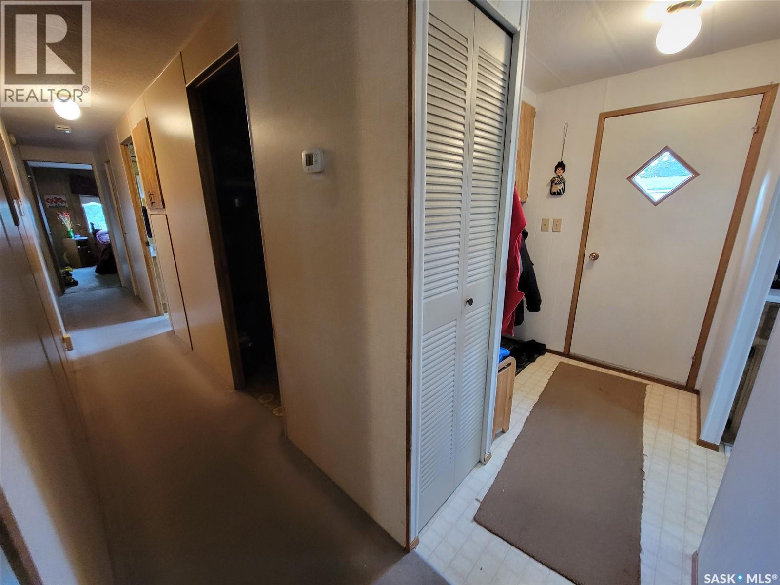 310 5th Street W, Wilkie, Saskatchewan  S0L 2C0 - Photo 19 - SK020976