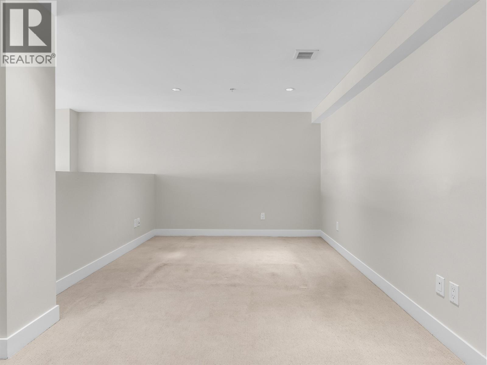 296 W 1st Avenue, Vancouver, British Columbia  V5Y 3T2 - Photo 14 - R3108434