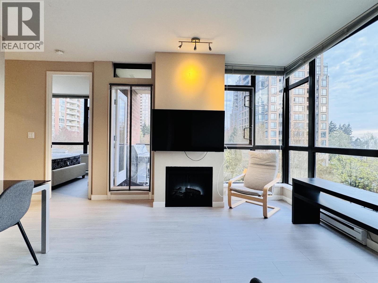 303 6833 Station Hill Drive, Burnaby, British Columbia  V3N 5E1 - Photo 11 - R3110044