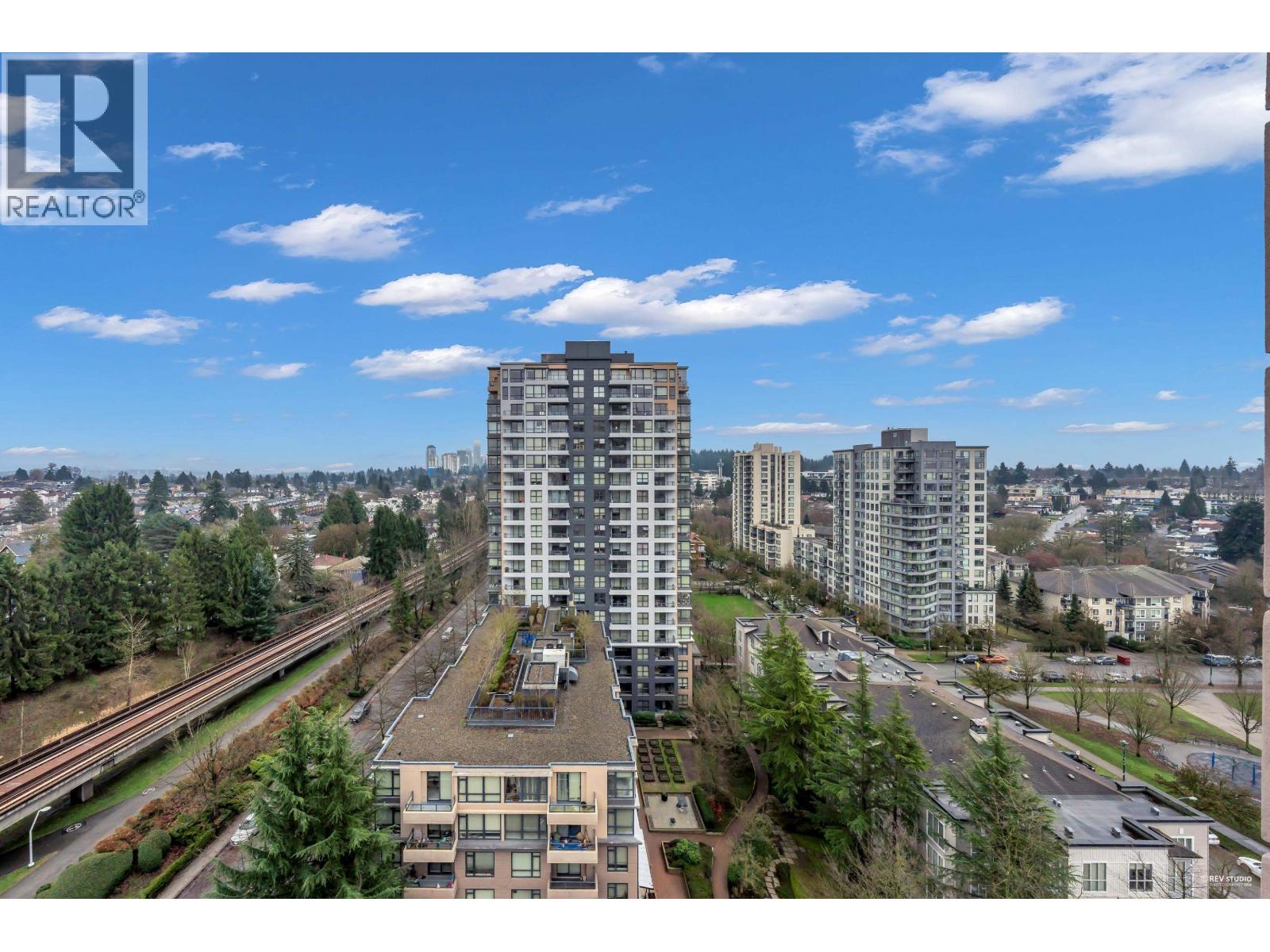 1408 5189 Gaston Street, Vancouver, British Columbia  V5R 6C7 - Photo 2 - R3109134