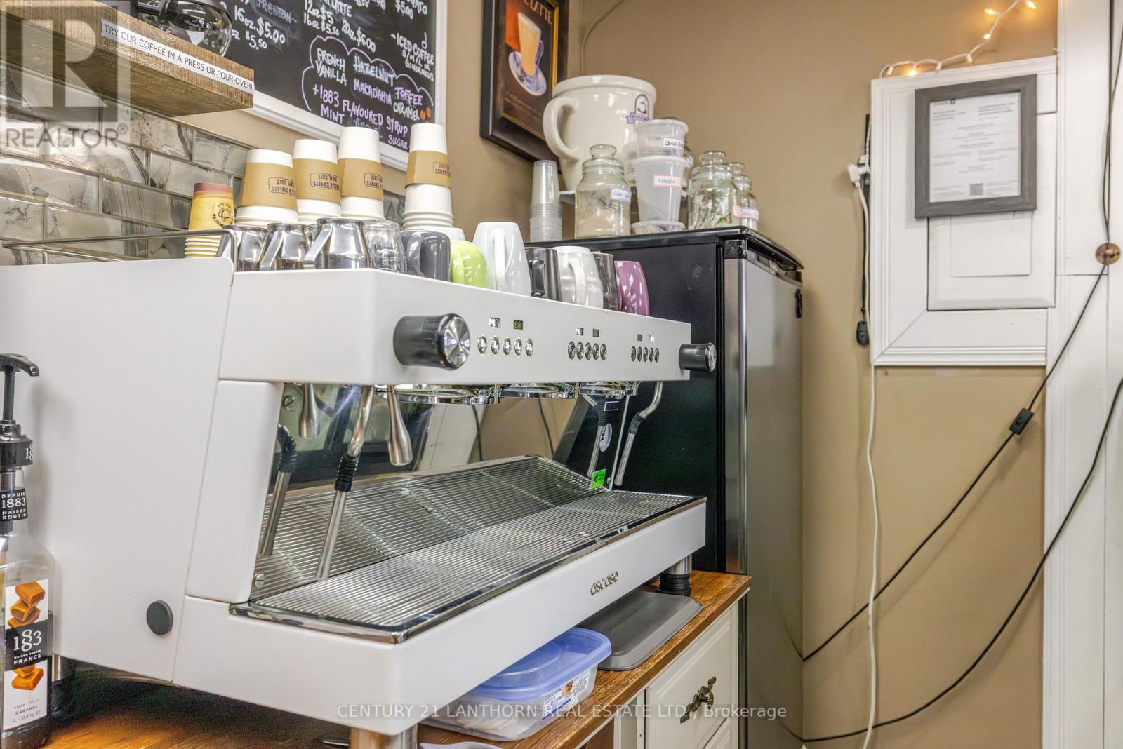 56a Quinte Street, Quinte West, Ontario  K8V 3S9 - Photo 19 - X12977692