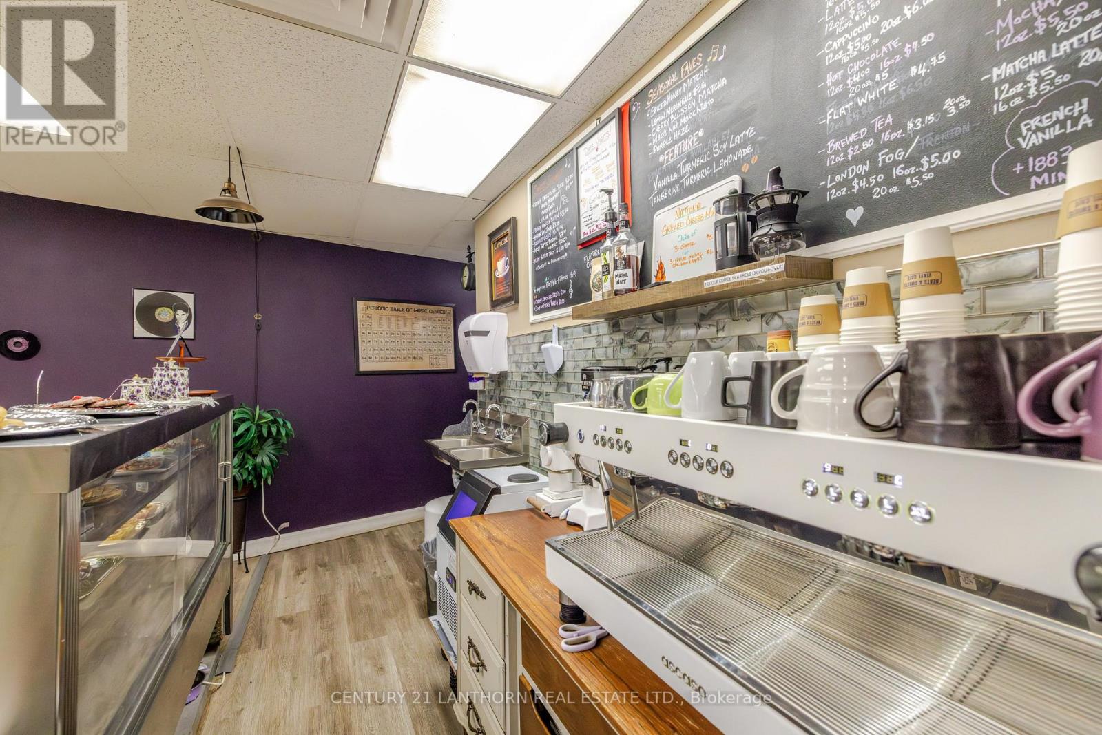 56a Quinte Street, Quinte West, Ontario  K8V 3S9 - Photo 21 - X12977692