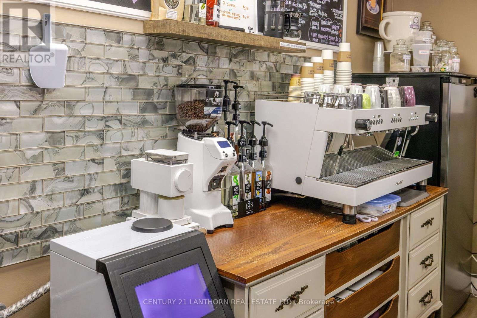 56a Quinte Street, Quinte West, Ontario  K8V 3S9 - Photo 20 - X12977692