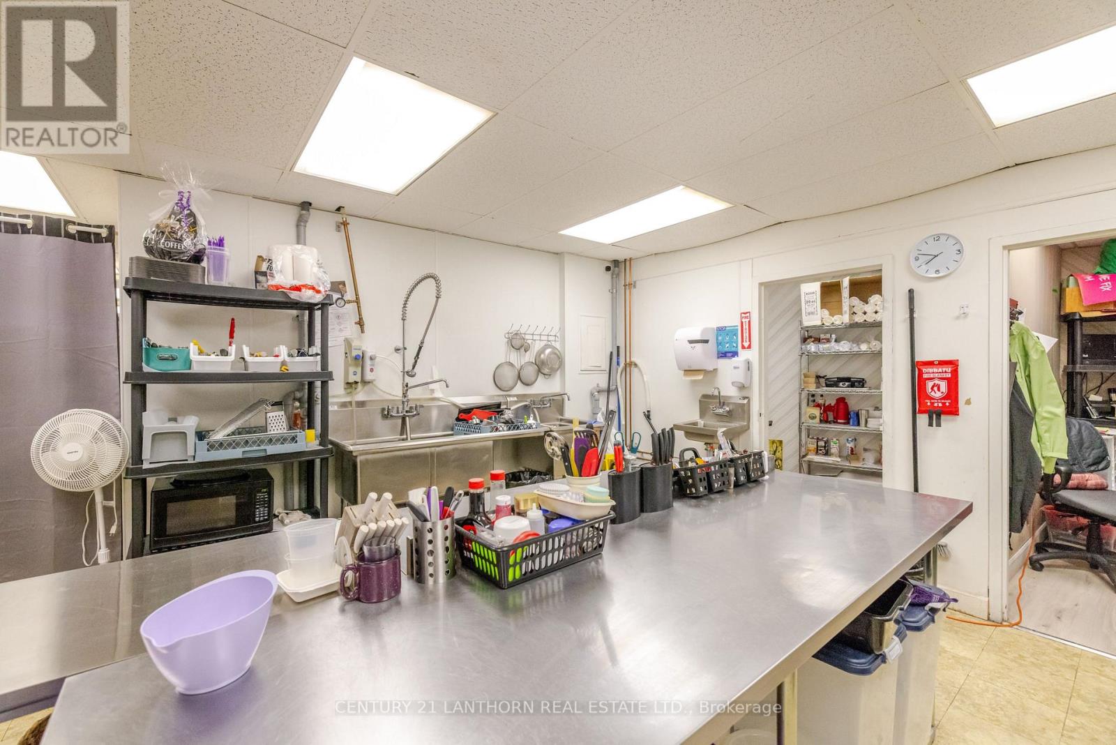 56a Quinte Street, Quinte West, Ontario  K8V 3S9 - Photo 32 - X12977692