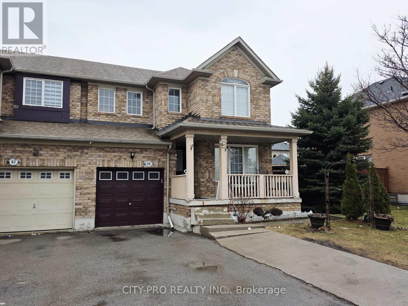 69 Mainland Crescent, Vaughan, Ontario  L6A 3G4 - Photo 3 - N12986130
