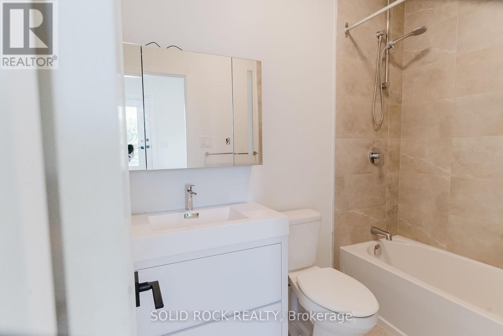 Unit 9 The Butterfly - 845 Champlain Street, Ottawa, Ontario  K1C 1K3 - Photo 11 - X12900932