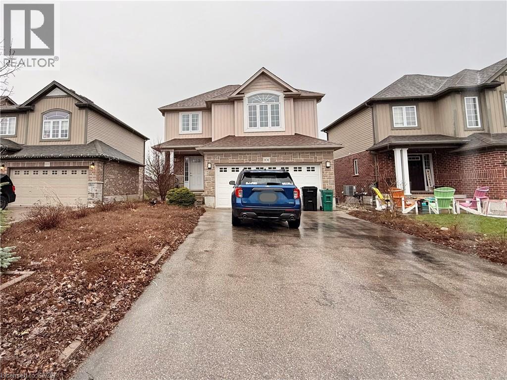 101 ROBERT SIMONE Way, Ayr, Ontario