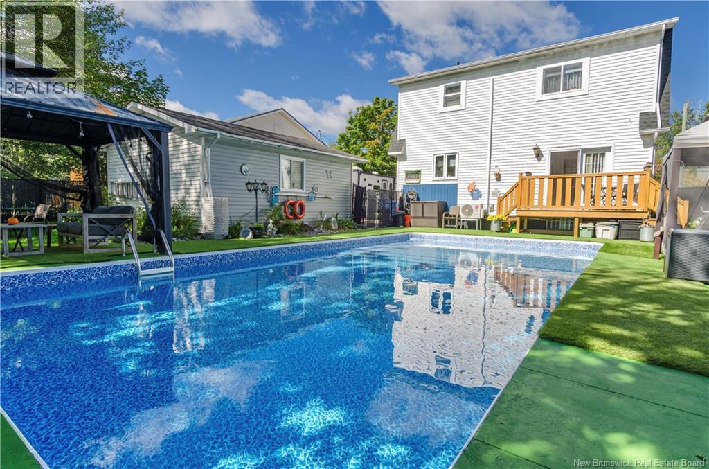 219 Evergreen Drive, Moncton, New Brunswick  E1G 2C1 - Photo 2 - NB133236