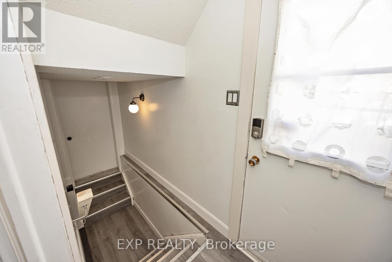 1797 Belval Crescent, Ottawa, Ontario  K1C 6J6 - Photo 34 - X12986266