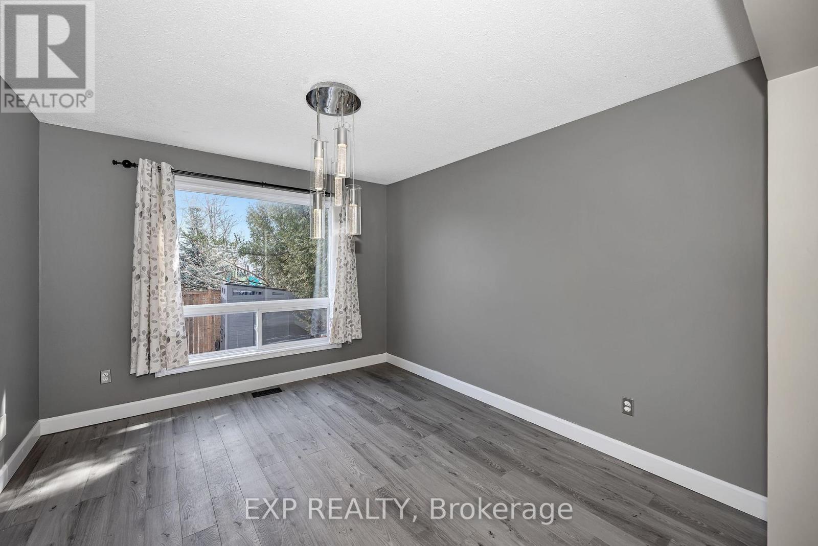 1797 Belval Crescent, Ottawa, Ontario  K1C 6J6 - Photo 8 - X12986266