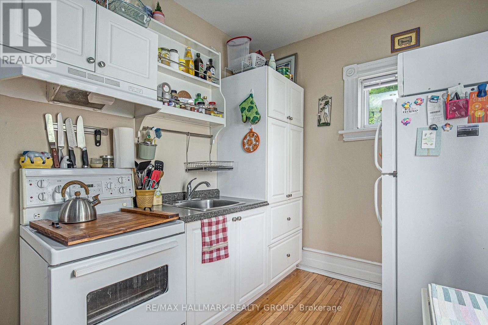 2 - 1308 Shillington Avenue, Ottawa, Ontario  K1Z 8A5 - Photo 3 - X12986280