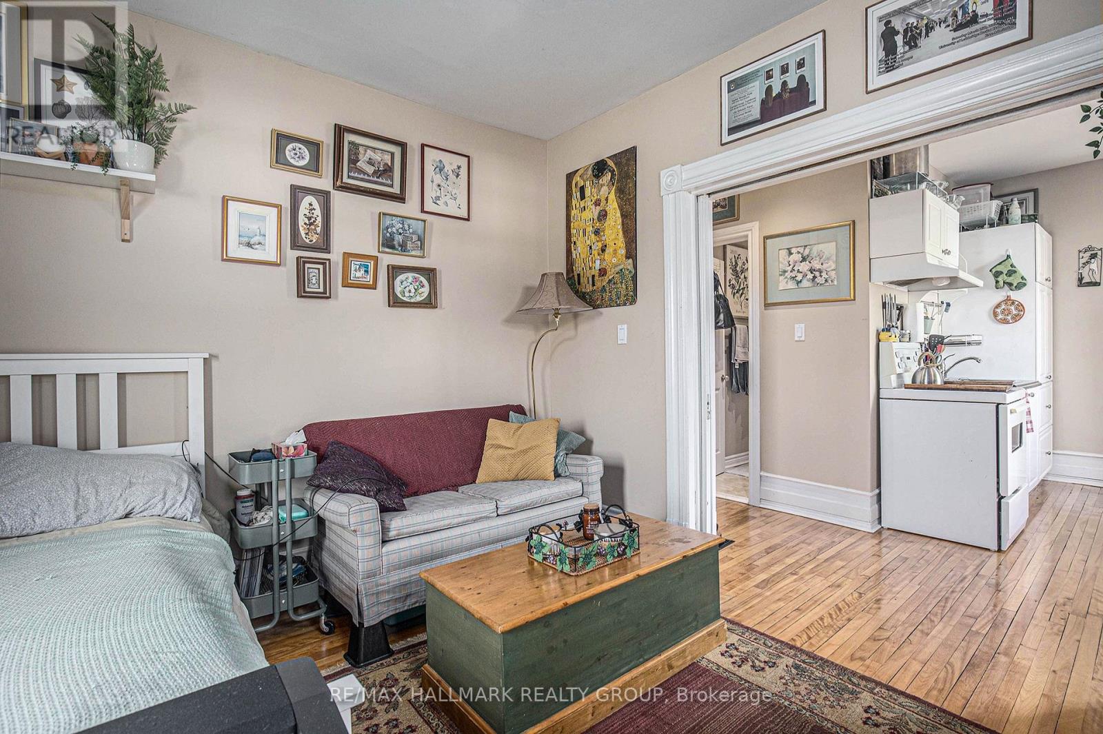 2 - 1308 Shillington Avenue, Ottawa, Ontario  K1Z 8A5 - Photo 5 - X12986280