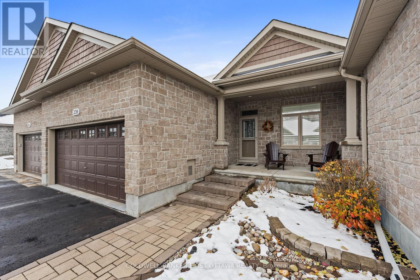 239 Royal Landing Gate, North Grenville, Ontario  K0G 1J0 - Photo 2 - X12986310