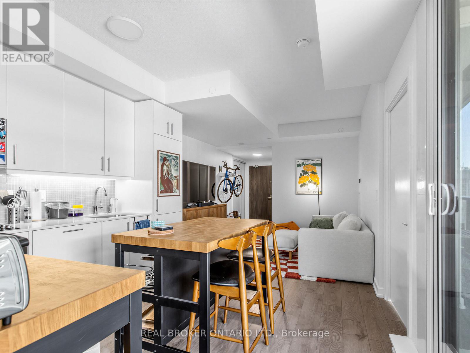 1503 - 297 College Street, Toronto, Ontario  M5T 0C2 - Photo 5 - C12986264