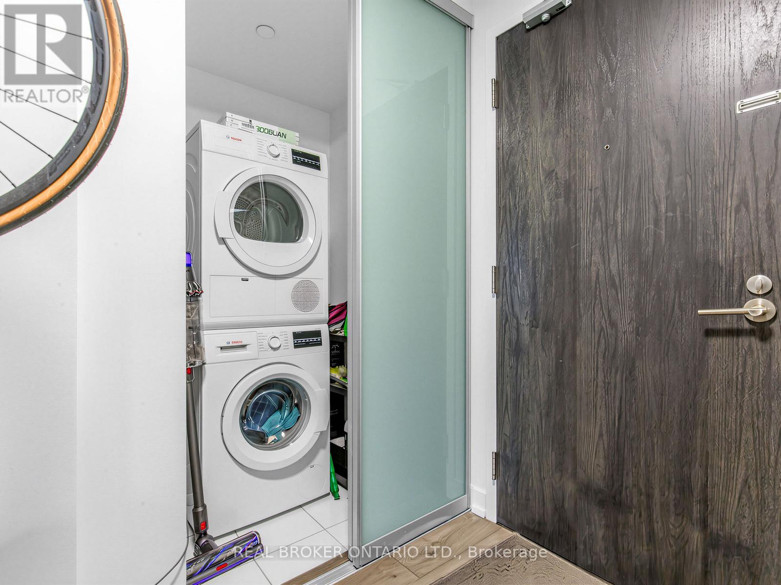 1503 - 297 College Street, Toronto, Ontario  M5T 0C2 - Photo 8 - C12986264