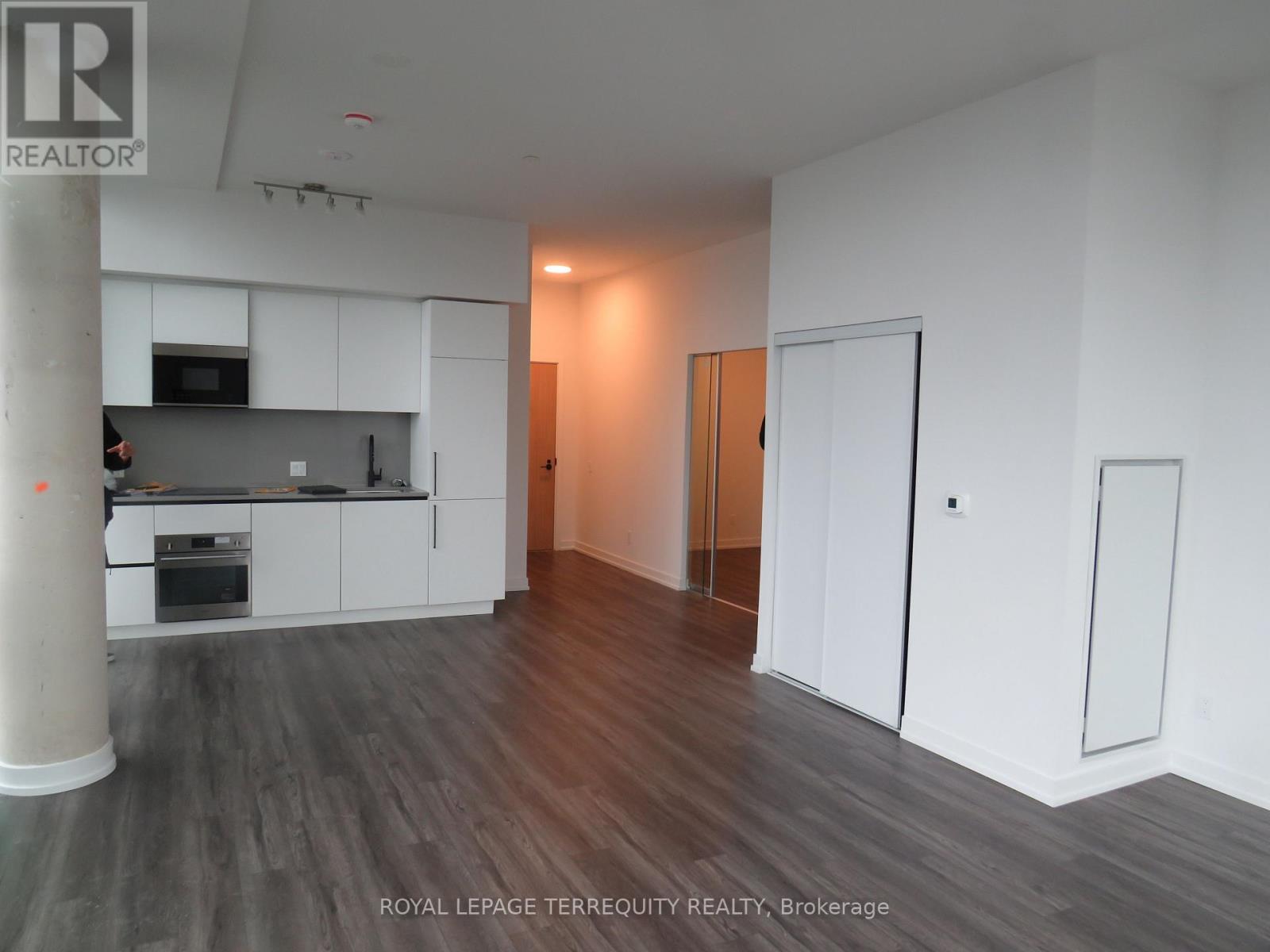 3304 - 35 Parliament Street, Toronto, Ontario  M5A 0Z5 - Photo 4 - C12986286