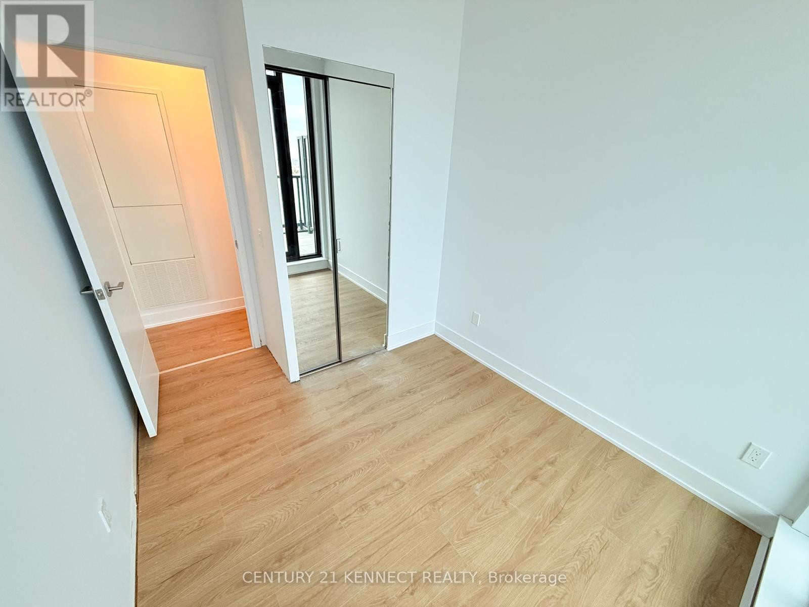 810 - 29 Green Trail Court, Toronto, Ontario  M2K 0J9 - Photo 15 - C12986336