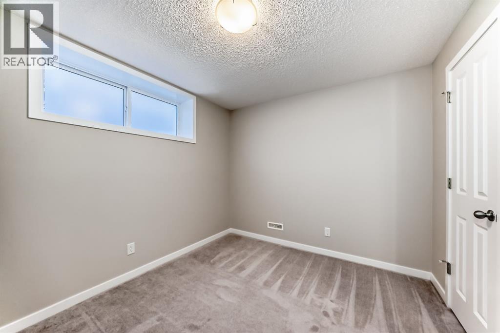 20 Walden Green SE, Calgary, Alberta  T2X 0Z4 - Photo 39 - A2299831
