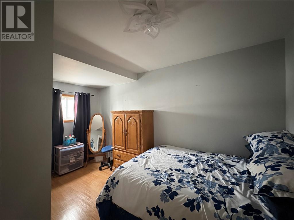 877 Martindale, Greater Sudbury, Ontario  P3E 4H9 - Photo 12 - 2127003