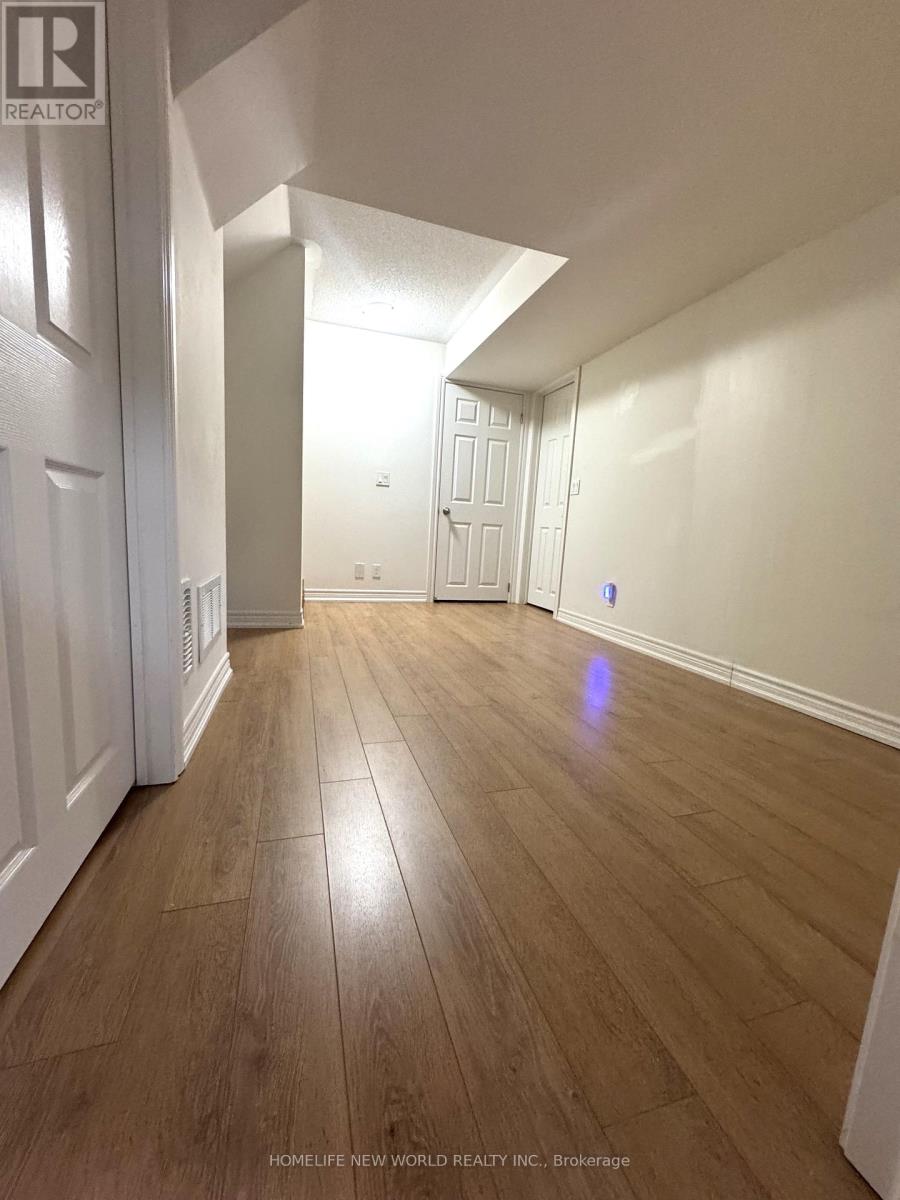 49 Artania Street, Oshawa, Ontario  L1L 0E6 - Photo 11 - E12986282