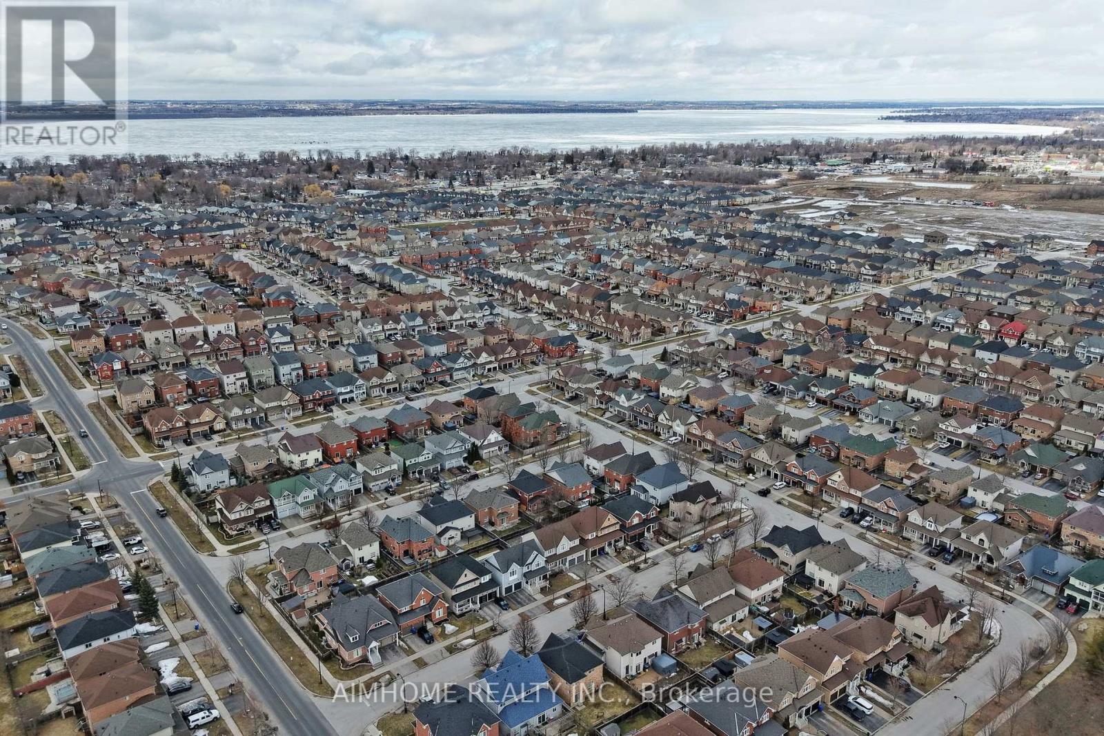 8 Brookhurst Avenue, Georgina, Ontario  L4P 0B4 - Photo 50 - N12986284