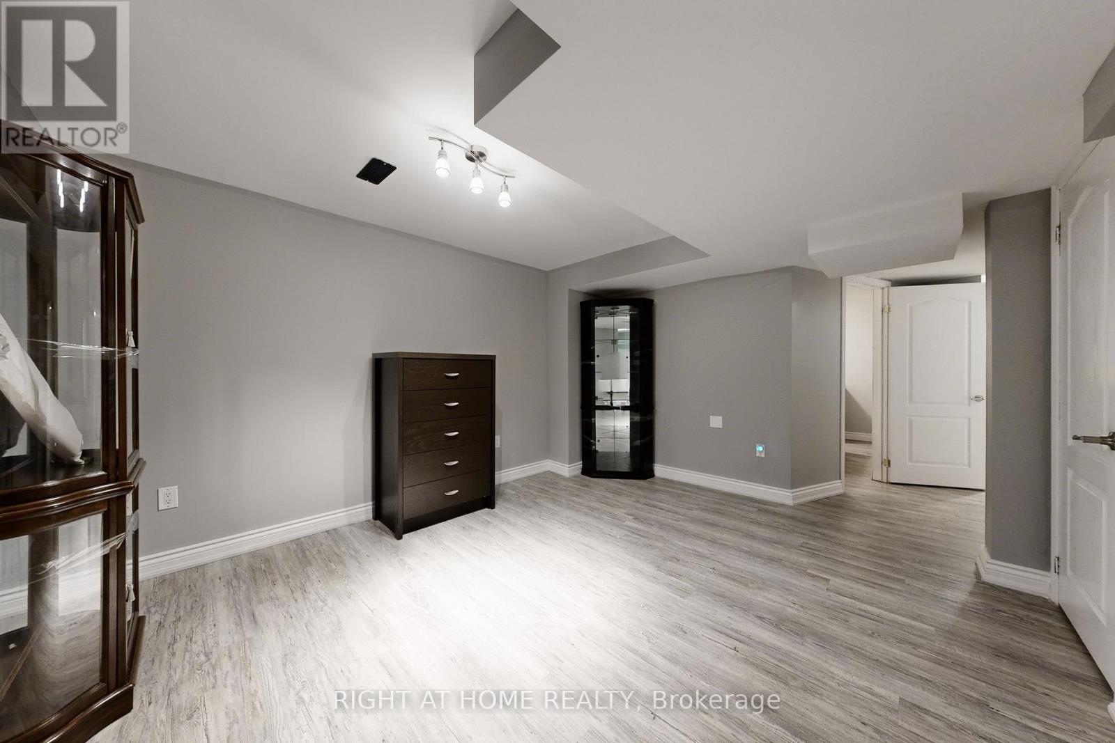 78 John W Taylor Avenue, New Tecumseth, Ontario  L9R 0C9 - Photo 37 - N12986320