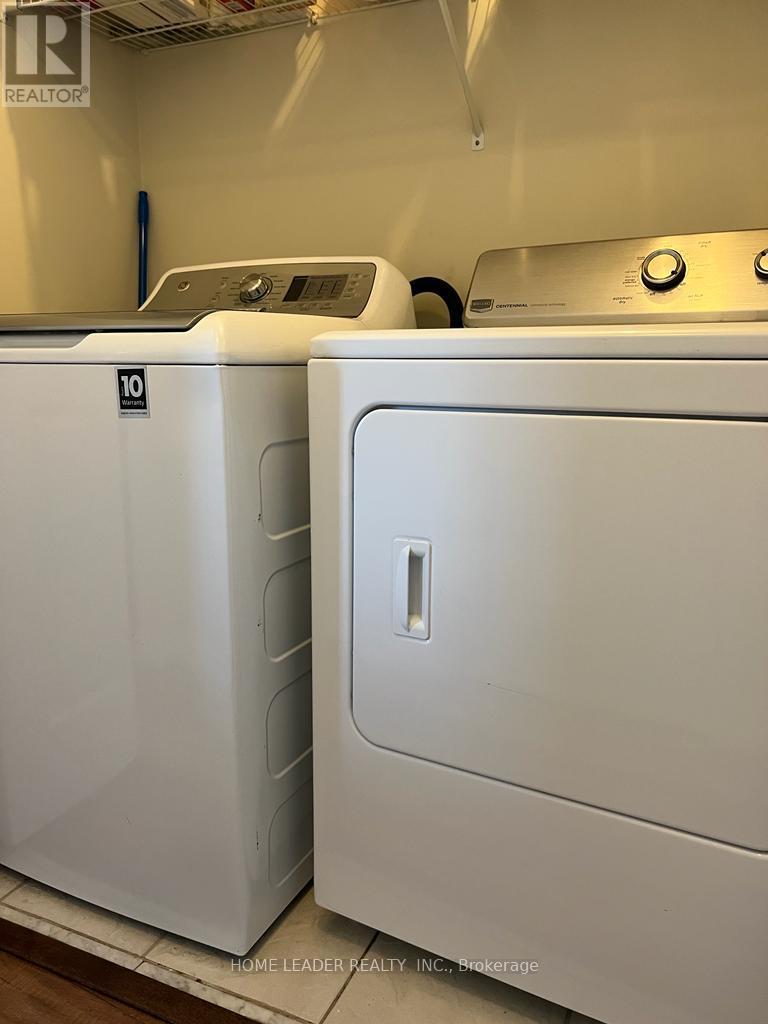 81 Holley Meadow Road, Barrie (Holly), Ontario  L4N 0A2 - Photo 8 - S12986278