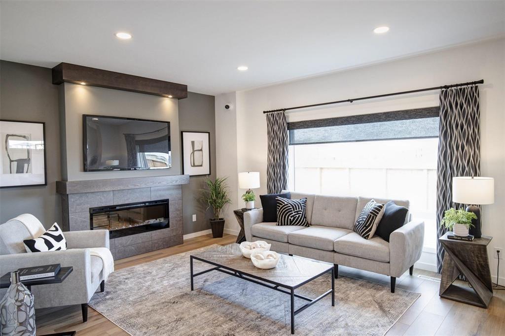 57 Aspen Cove, West St Paul, Manitoba  R4A 0G8 - Photo 2 - 202606947