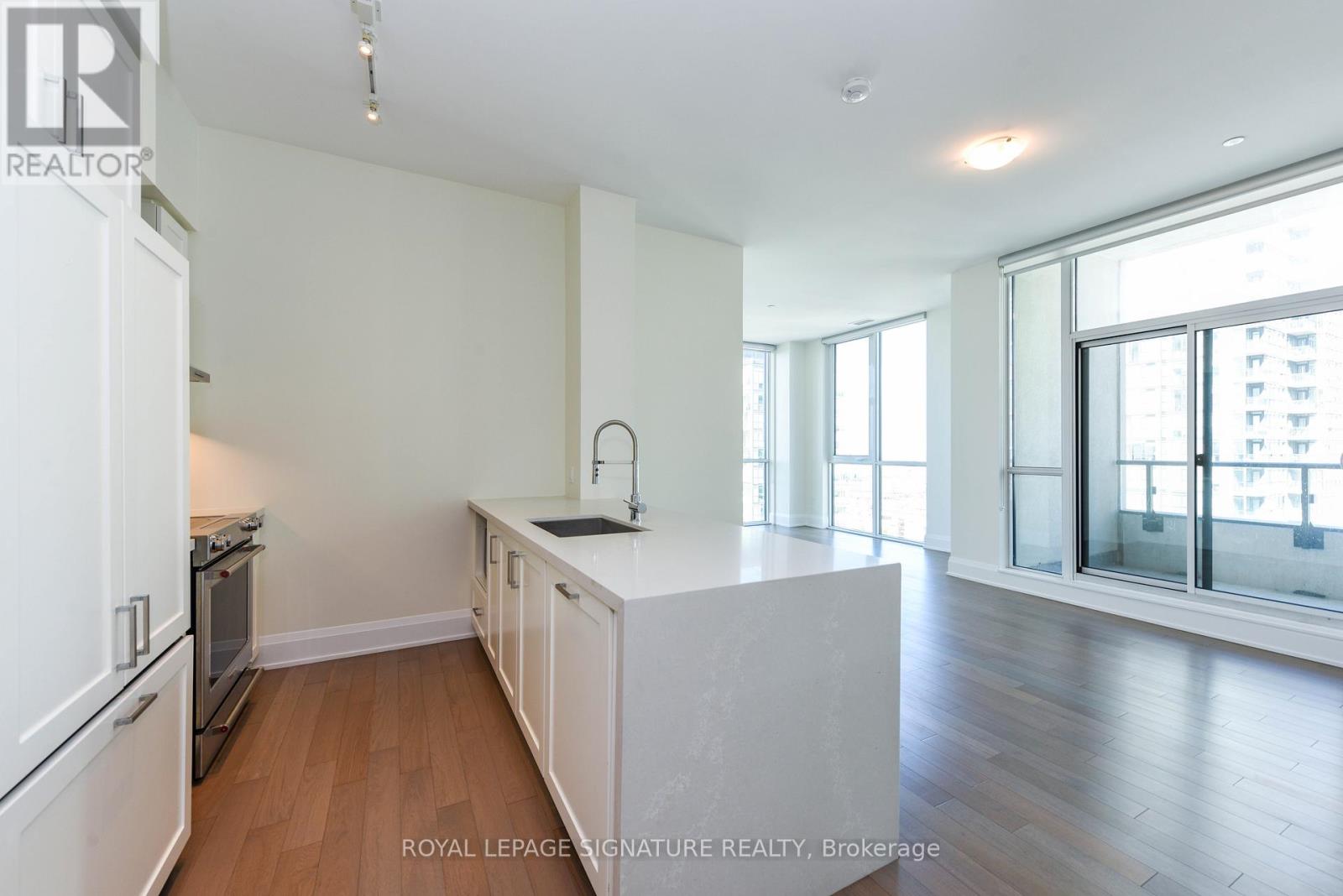 Ph3 - 4055 Parkside Village Drive, Mississauga, Ontario  L5B 0K8 - Photo 13 - W12986272