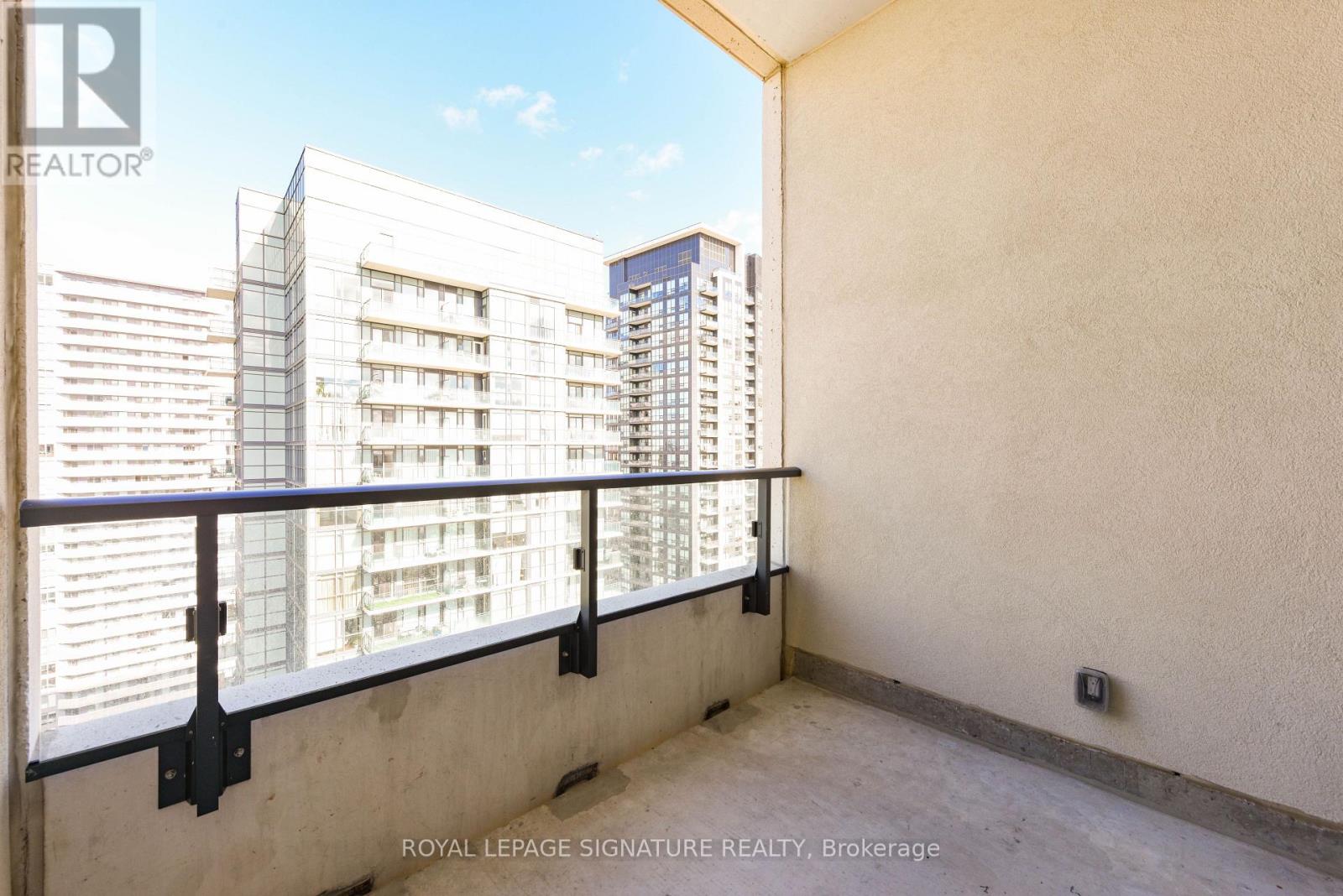 Ph3 - 4055 Parkside Village Drive, Mississauga, Ontario  L5B 0K8 - Photo 29 - W12986272