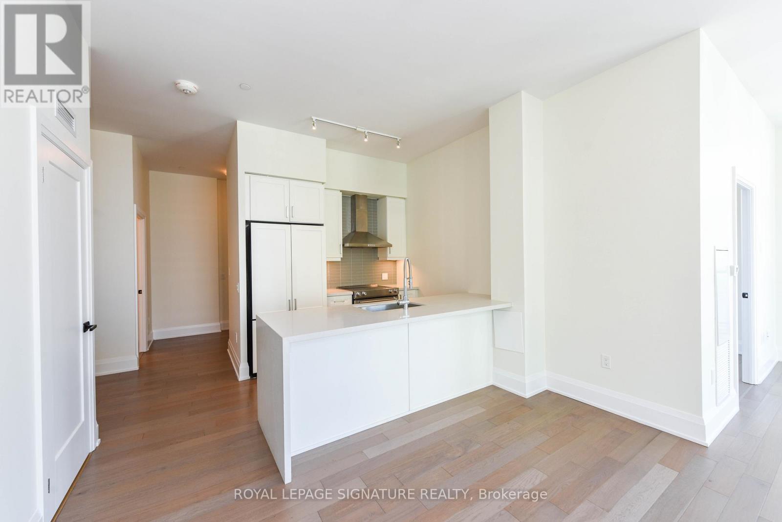 Ph3 - 4055 Parkside Village Drive, Mississauga, Ontario  L5B 0K8 - Photo 8 - W12986272