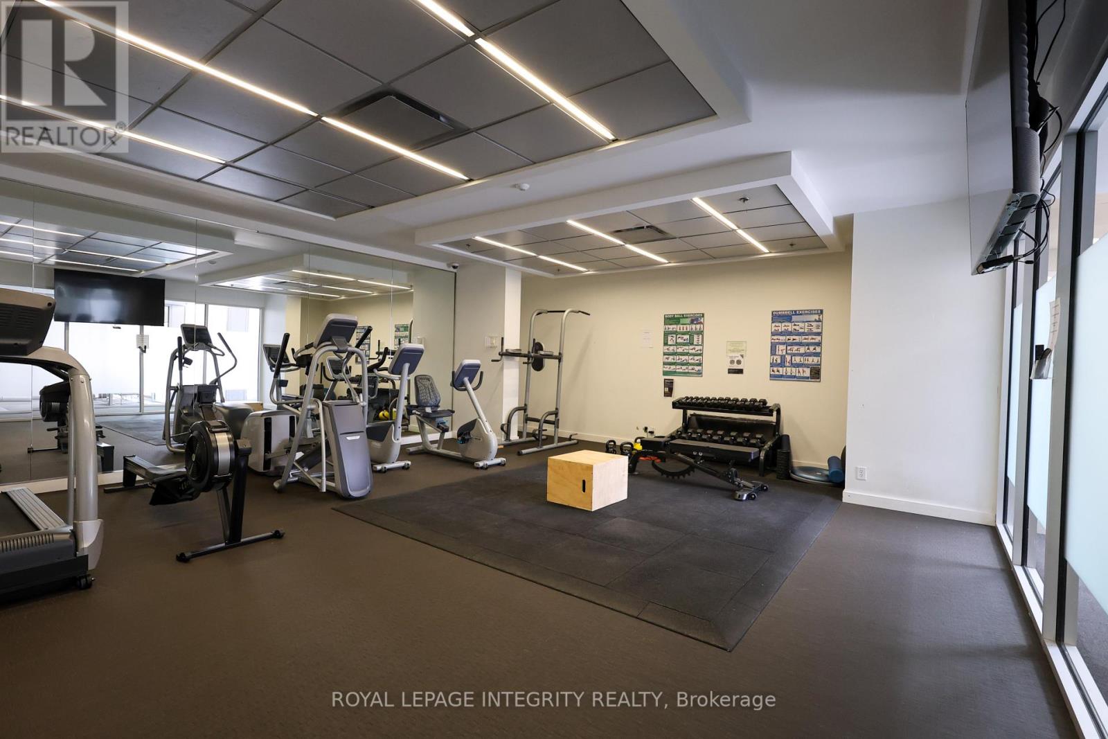 910 - 360 Mcleod Street, Ottawa, Ontario  K2P 1A9 - Photo 29 - X12879428