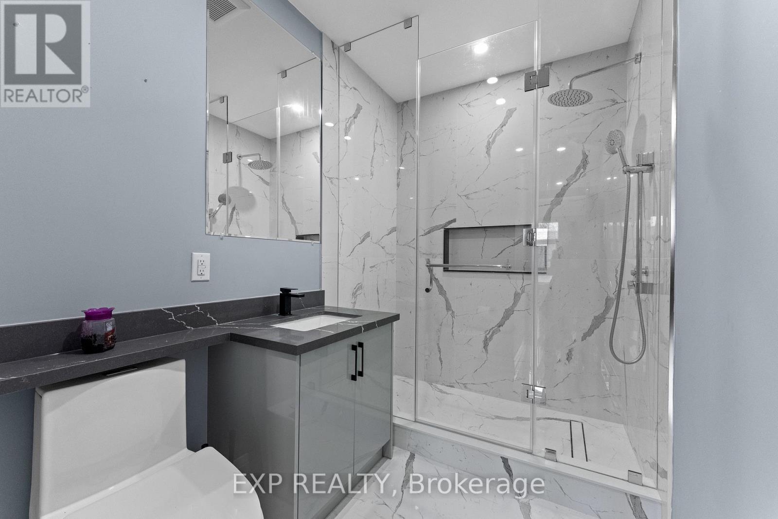 5848-5860 Ferry Street, Niagara Falls, Ontario  L2G 1S9 - Photo 8 - X12986308