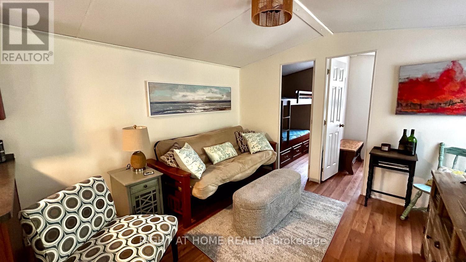 29 Maple Ridge - 1336 South Morrison Lake Road, Gravenhurst, Ontario  P0E 1G0 - Photo 18 - X12986314