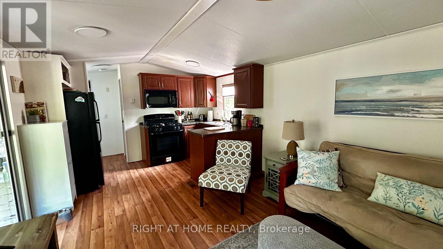 29 Maple Ridge - 1336 South Morrison Lake Road, Gravenhurst, Ontario  P0E 1G0 - Photo 22 - X12986314