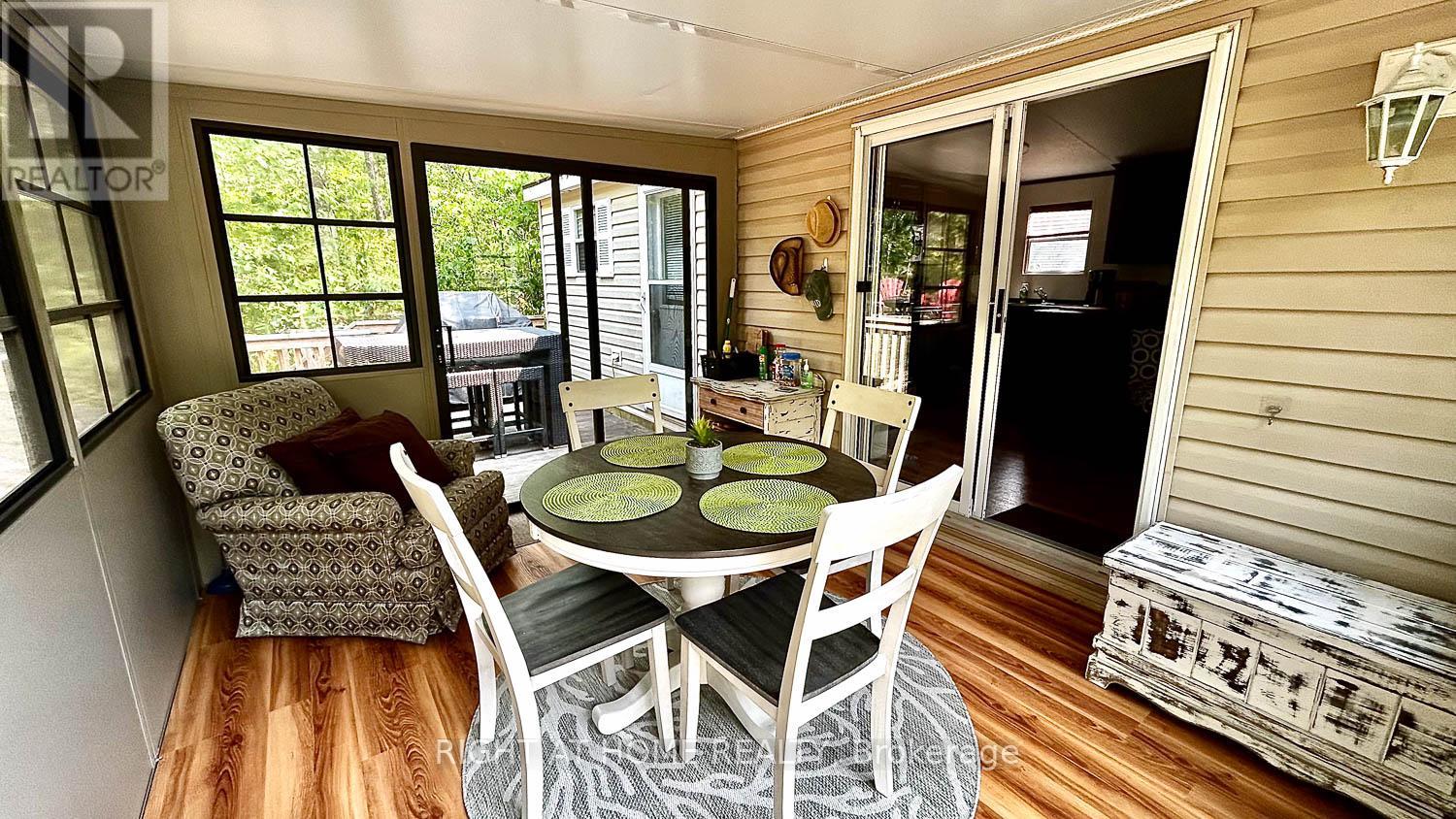 29 Maple Ridge - 1336 South Morrison Lake Road, Gravenhurst, Ontario  P0E 1G0 - Photo 8 - X12986314