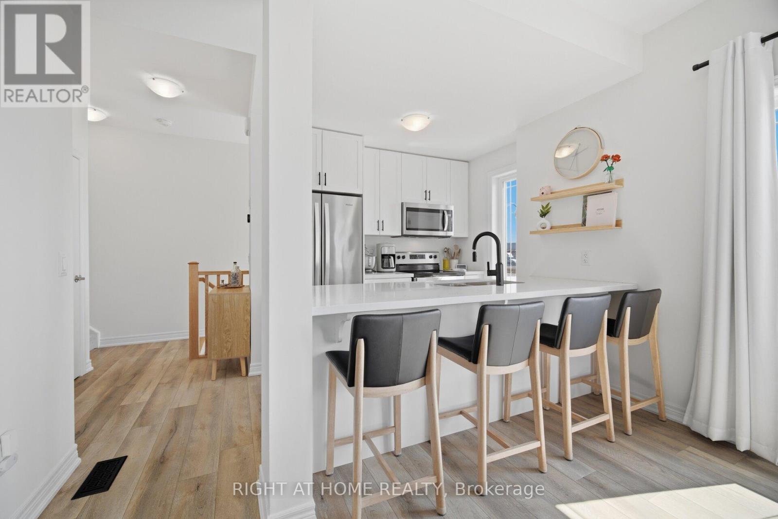 25 - 27 Rachel Drive, Hamilton, Ontario L8E 0K6 - Photo 12 - X12986322