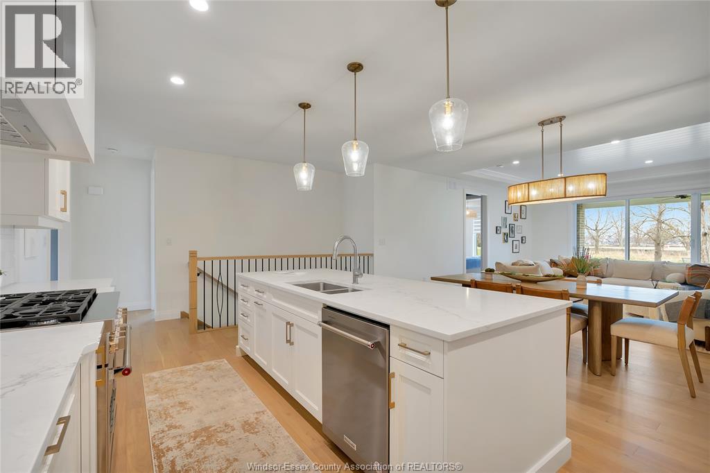 76 Boblo Island Boulevard, Amherstburg, Ontario  N9V 0H7 - Photo 11 - 25031368